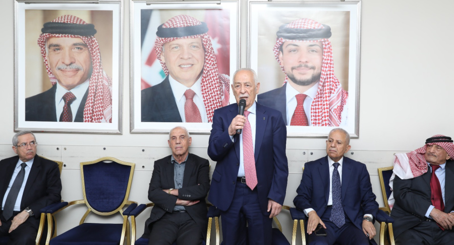 الديوان الملكي يعزي عشيرتي الزريقات والسماوي