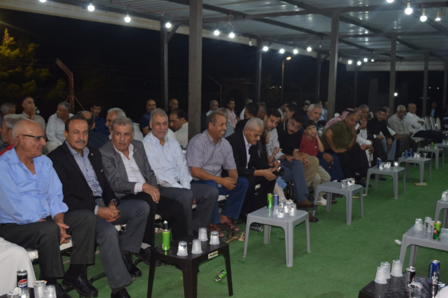شديفات يحتفل بتخرج ابنته رهف من