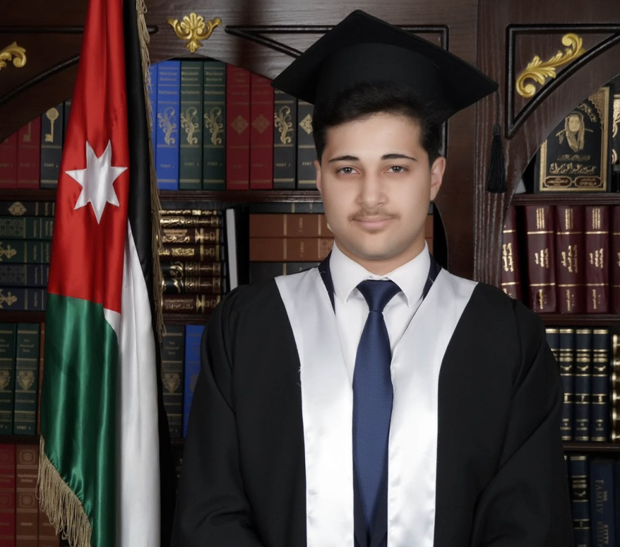 عامر شاهين.. مبارك