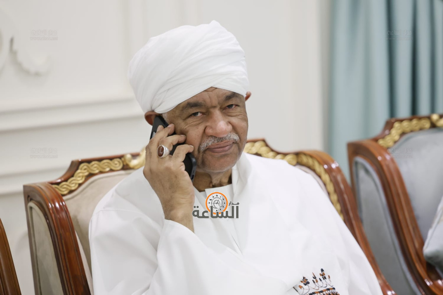 إرادة ملكية بمنح السفير السوداني حسن
