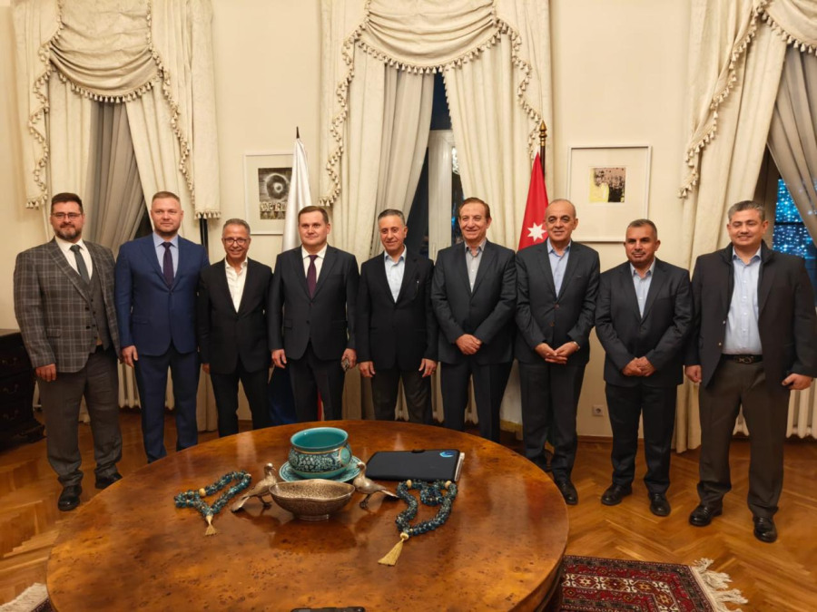 المدن الصناعية تبحث تعزيز التعاون الصناعي