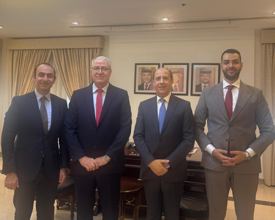 السفير الأردني في قطر يستقبل البطاينة