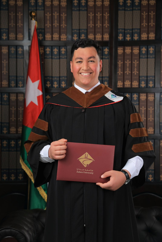 محمد خير الخطاطبة.. مبارك التخرج