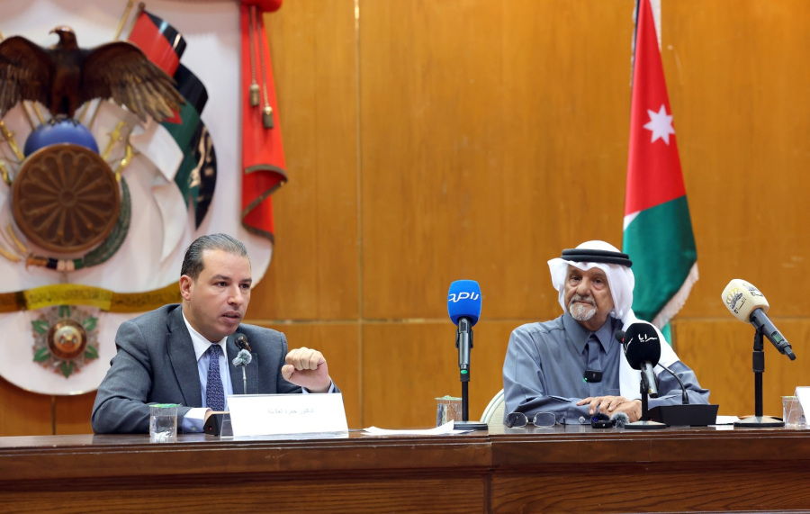 المسفر: التحولات بالمنطقة تتيح للأردن استعادة
