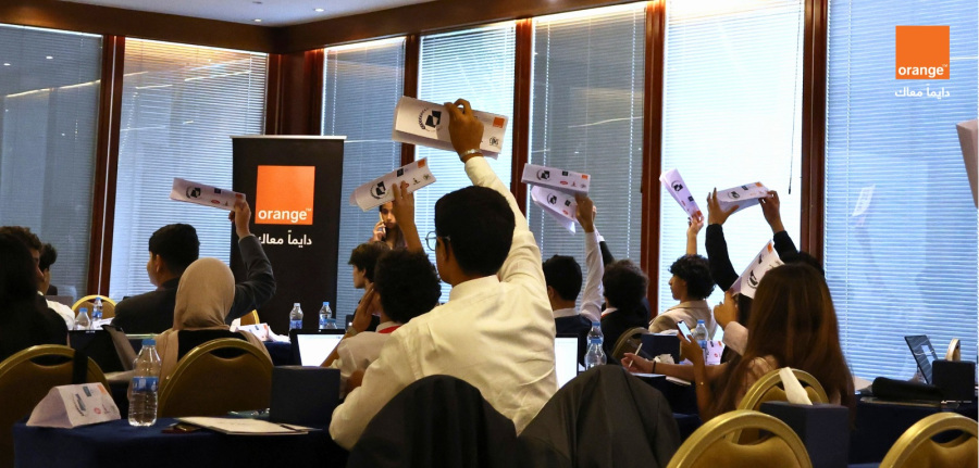أورنج الأردن تدعم مهارات الشباب القيادية