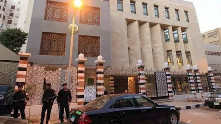 بعد إثارة الجدل.. السفارة السورية بالقاهرة
