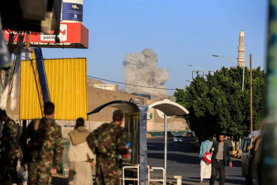 فجر اليمن يسترجع باب المندب