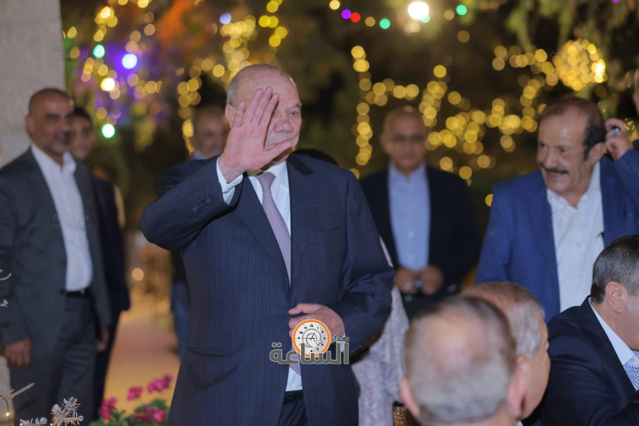 فيصل الفايز يدعو شابات الوطن وشبابه
