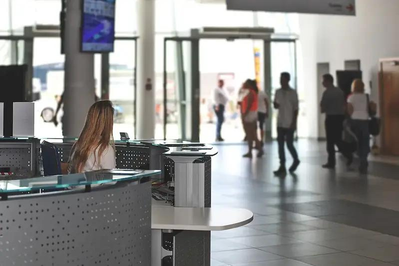 شركة أميركية تطلب مدير مطار للعمل