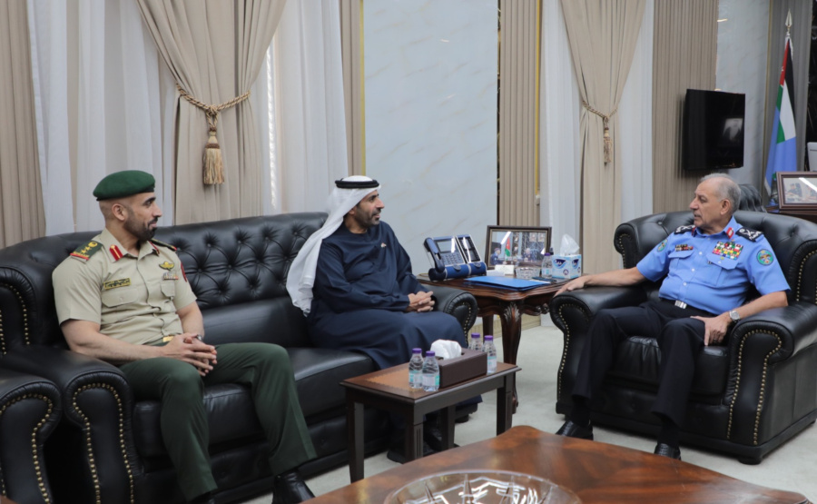 اللواء المعايطة يلتقي السفير الإماراتي ويبحث