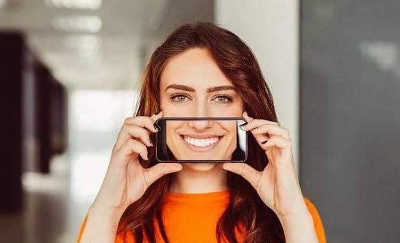 تطبيق لتشخيص أمراض الأسنان