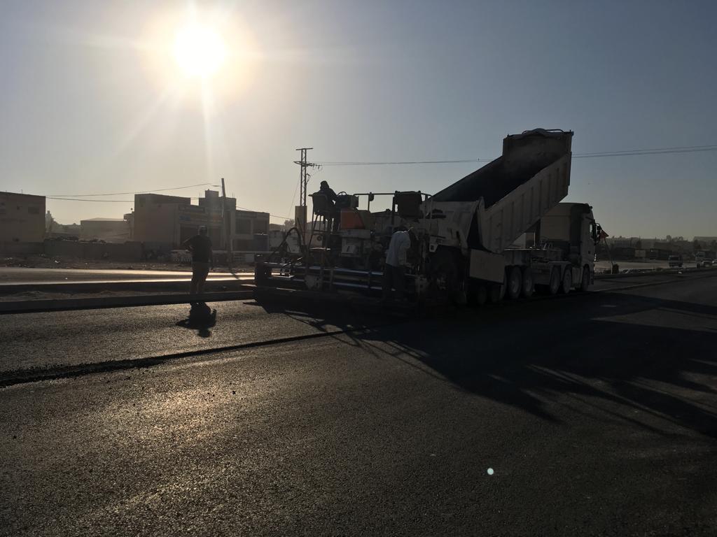 اهالي سحاب يشكرون العموش وكوادر الاشغال