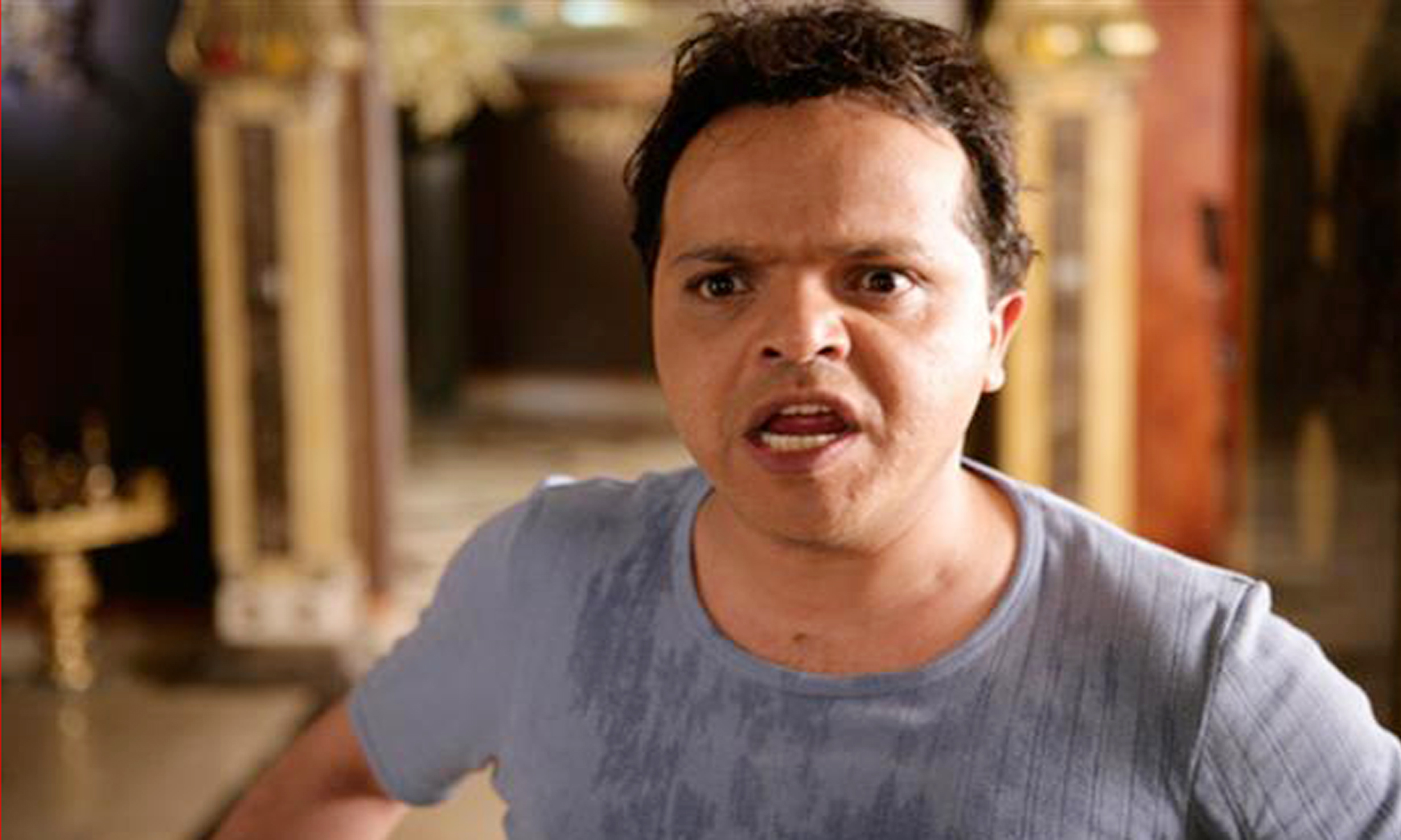 بالصور.. محمد هنيدي يثير الجدل بصورته