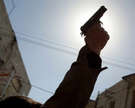 القبض على 68 شخصا من ضمنهم