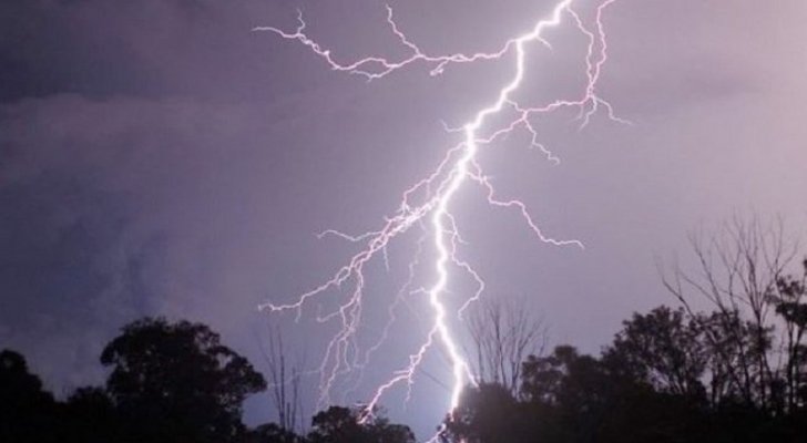 البرق يقتل عداء عند خط النهاية