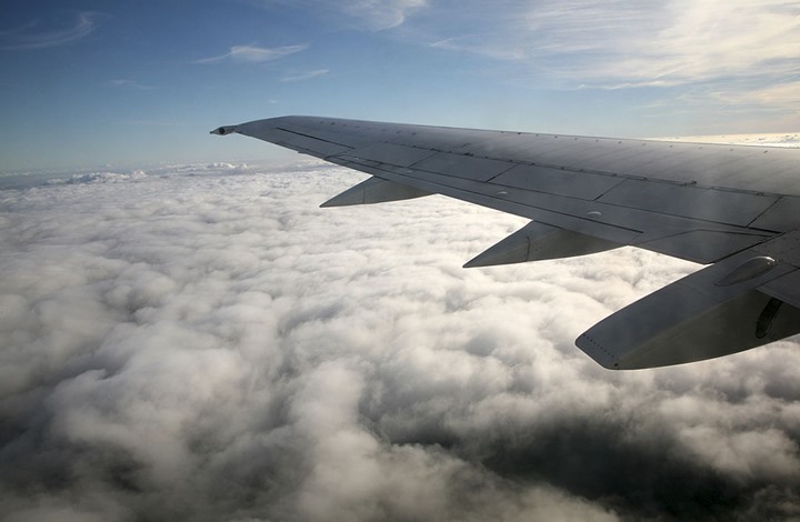 لحظات مرعبة لركاب طائرة سعودية فوق