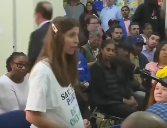 ناشطة في مجال البيئة: يجب أن