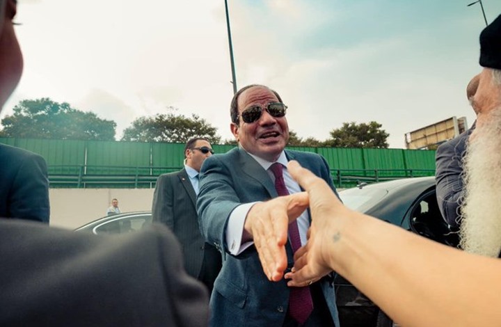 الرئيس المصري يصدر عفوا بذكرى نصر