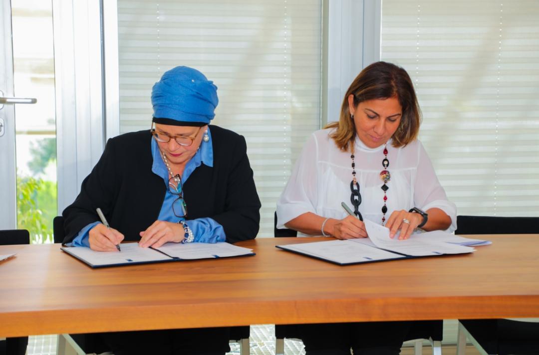 توقيع اتفاقية مشروع ’مركز الأبحاث الشمولي