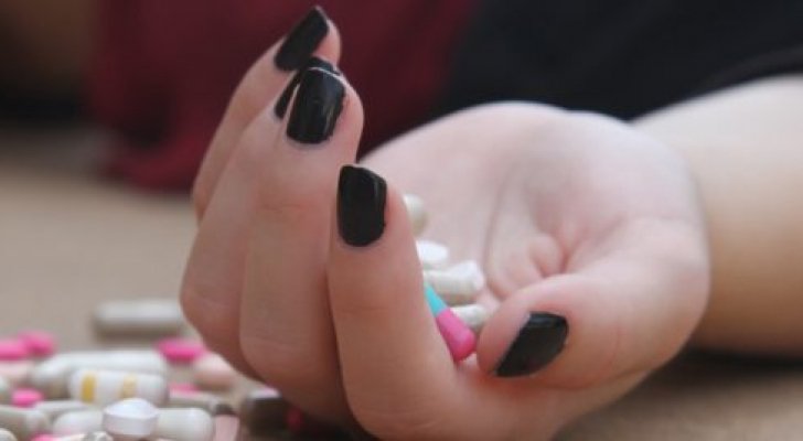 قصص حقيقة لأردنيات حاولن الانتحار (تفاصيل