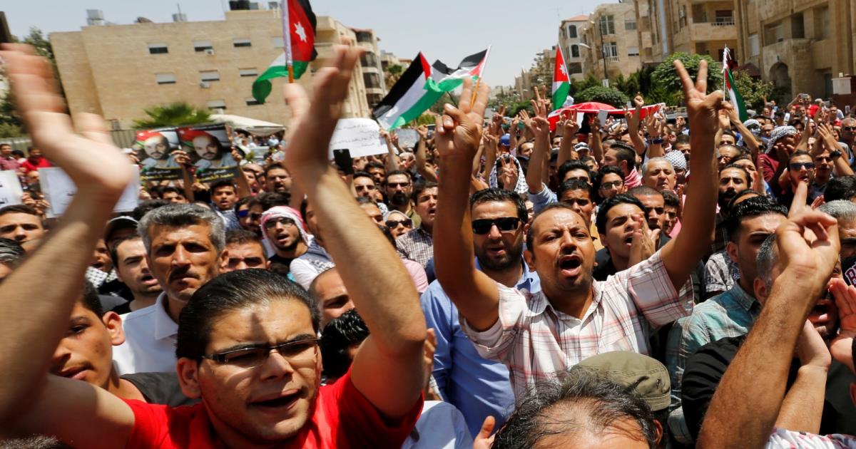 دراسة تكشف عن أهم القضايا المحلية