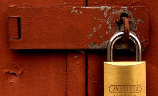 انذار 12 مركزا لذوي الإعاقة واغلاق