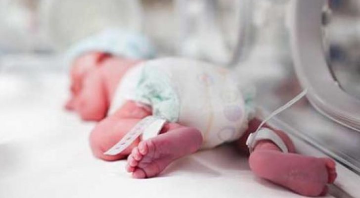 صوت رضيعة من تحت الأرض ينقذها