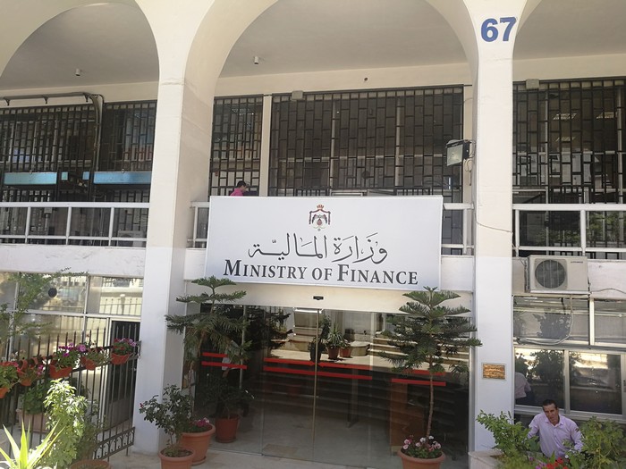 لمن يعرفهم.. أموال أكثر من (4000)