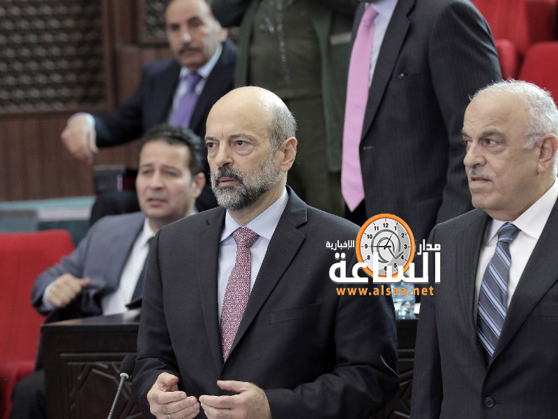 صحيفة: حكومة الرزاز “من الداخل”: أوضاع