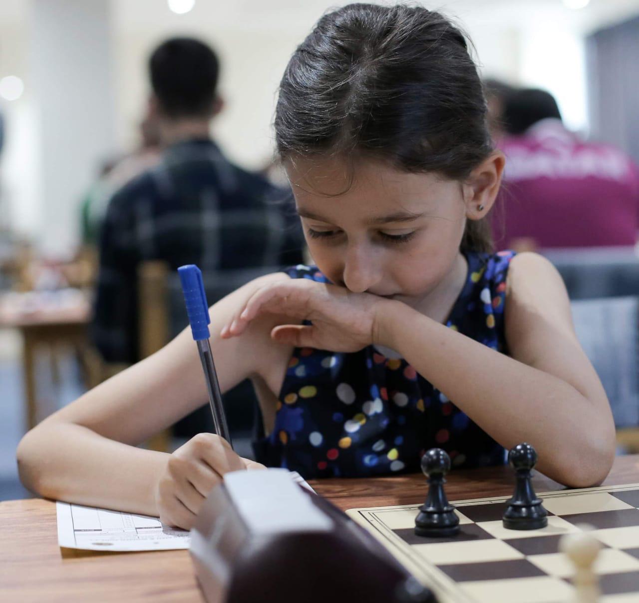 الذهبية للطفلة الأردنية جيدا هلال في