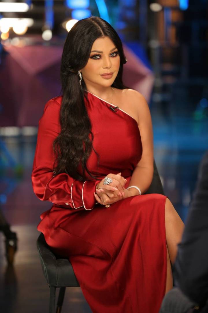 هكذا علقت هيفاء وهبي على تظاهرات