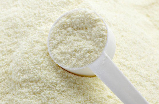 حكم بالسجن 15 عاما لحيازة الحليب