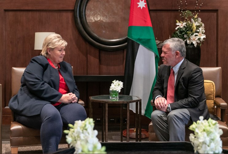 الملك يستقبل إرنا سولبيرغ