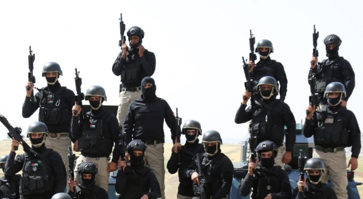 الطراونة: لا مناطق عصية على رجال