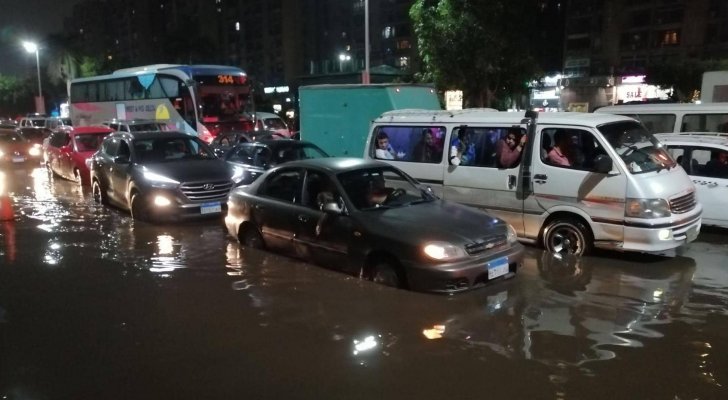 إغلاق صالة بمطار القاهرة.. وتعطيل الدراسة