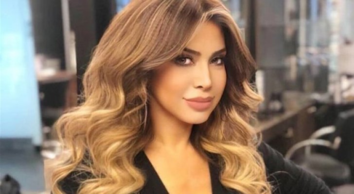 نوال الزغبي توبخ حكومة سعد الحريري