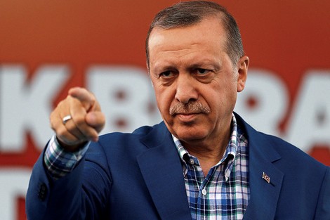 أردوغان يشكو مجلة فرنسية أساءت لشخصه..