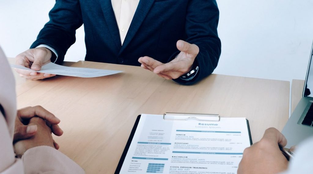 هل طلب البنك العربي إعادة هيكلة