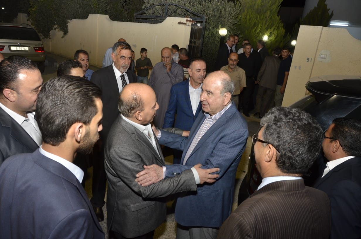 المصري يكرم المعلمين المتقاعدين في سهل