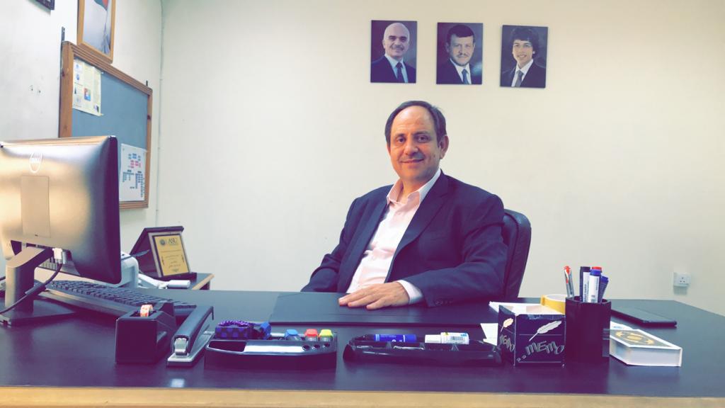 ترقية الدكتور عزام أبو مغلي إلى