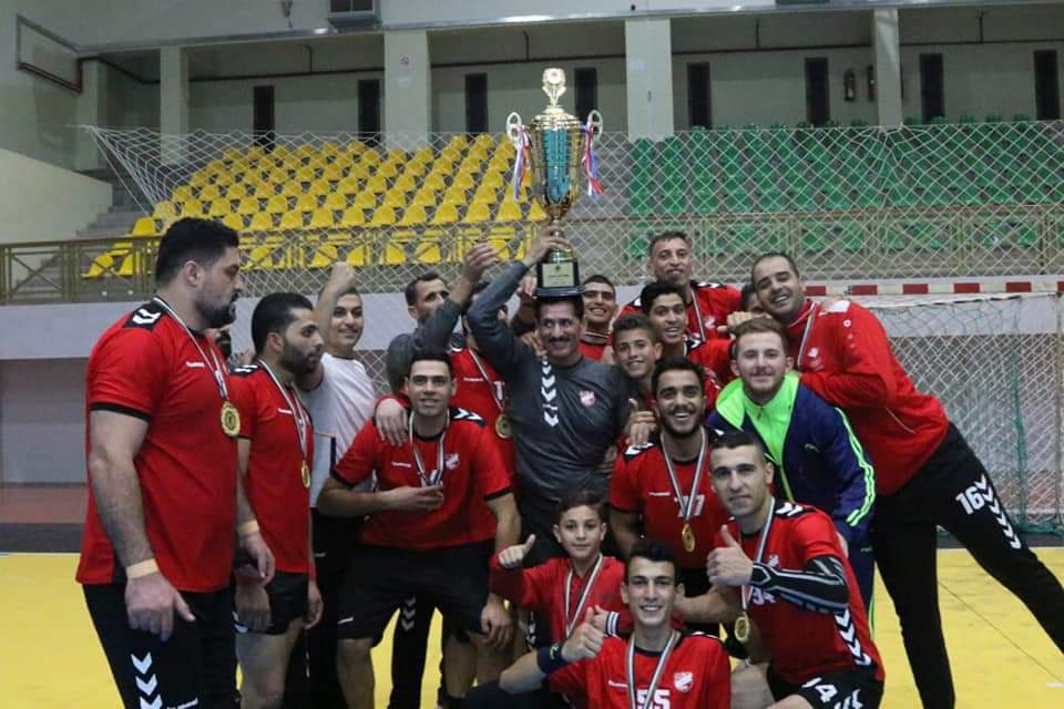 عالم القضاة يكتب: «يد النادي العربي»