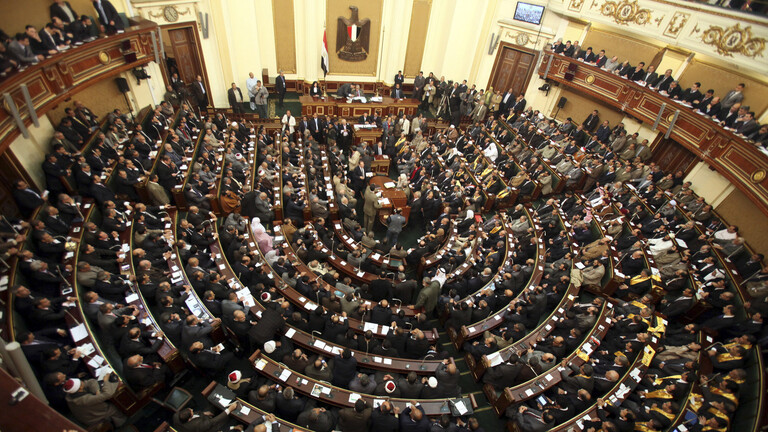 مجلس النواب المصري يوافق على تمديد