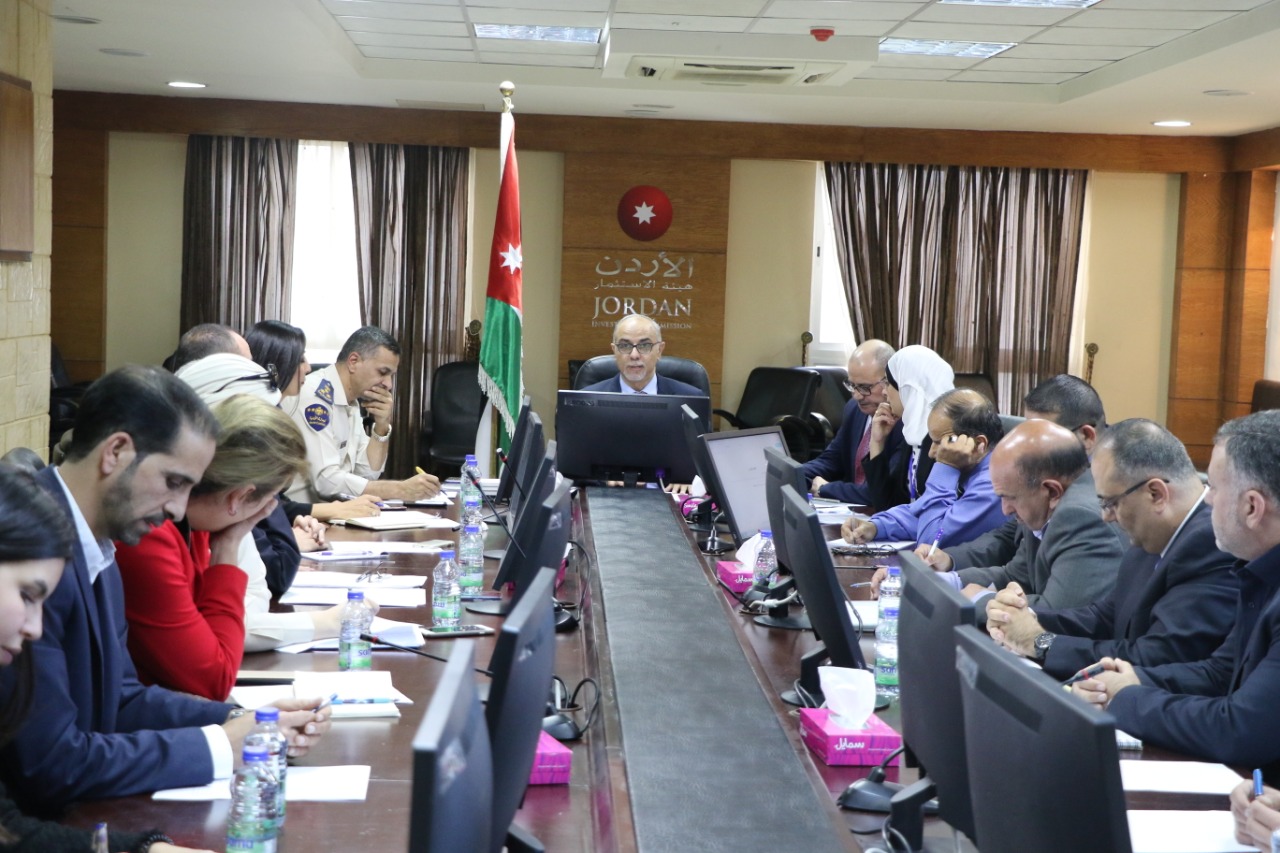 الوزني: إجراءات نوعية لإنجاز معادلات التصنيع