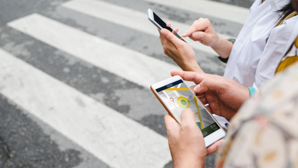 وقف منح التراخيص لشركات النقل الذكي