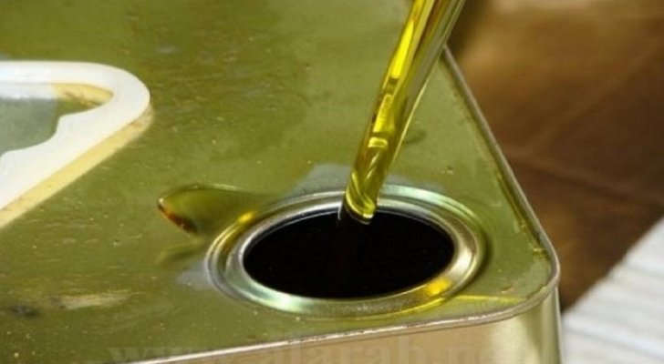 ضبط 164 تنكة زيت زيتون مغشوش