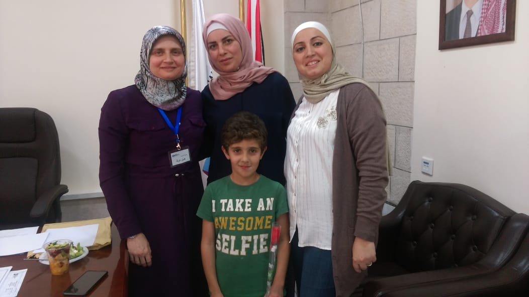 أكاديمية ديربي تكرم الطالب فيصل محمد