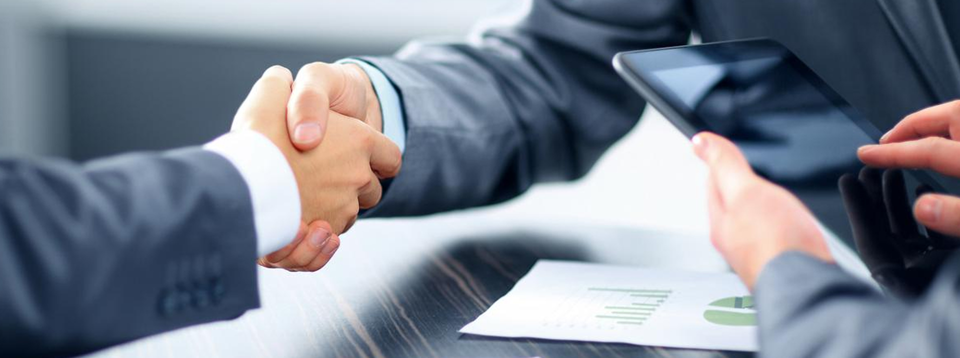 خليفات: نظام المشتريات الحكومية يعزز الشفافية