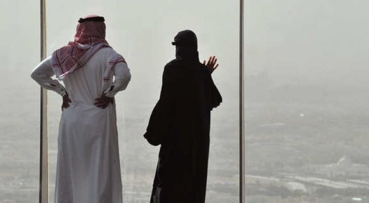 الإمارات .. محاكمة شاب بتهمة ازعاج