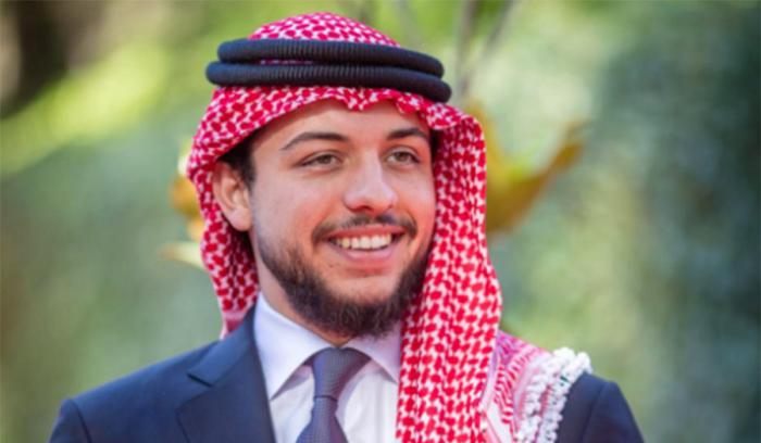 ولي العهد الأمير الحسين يهاتف الوقفي