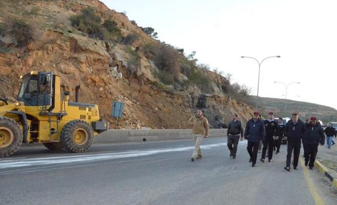 فتح طريق اربد باتجاه عمان